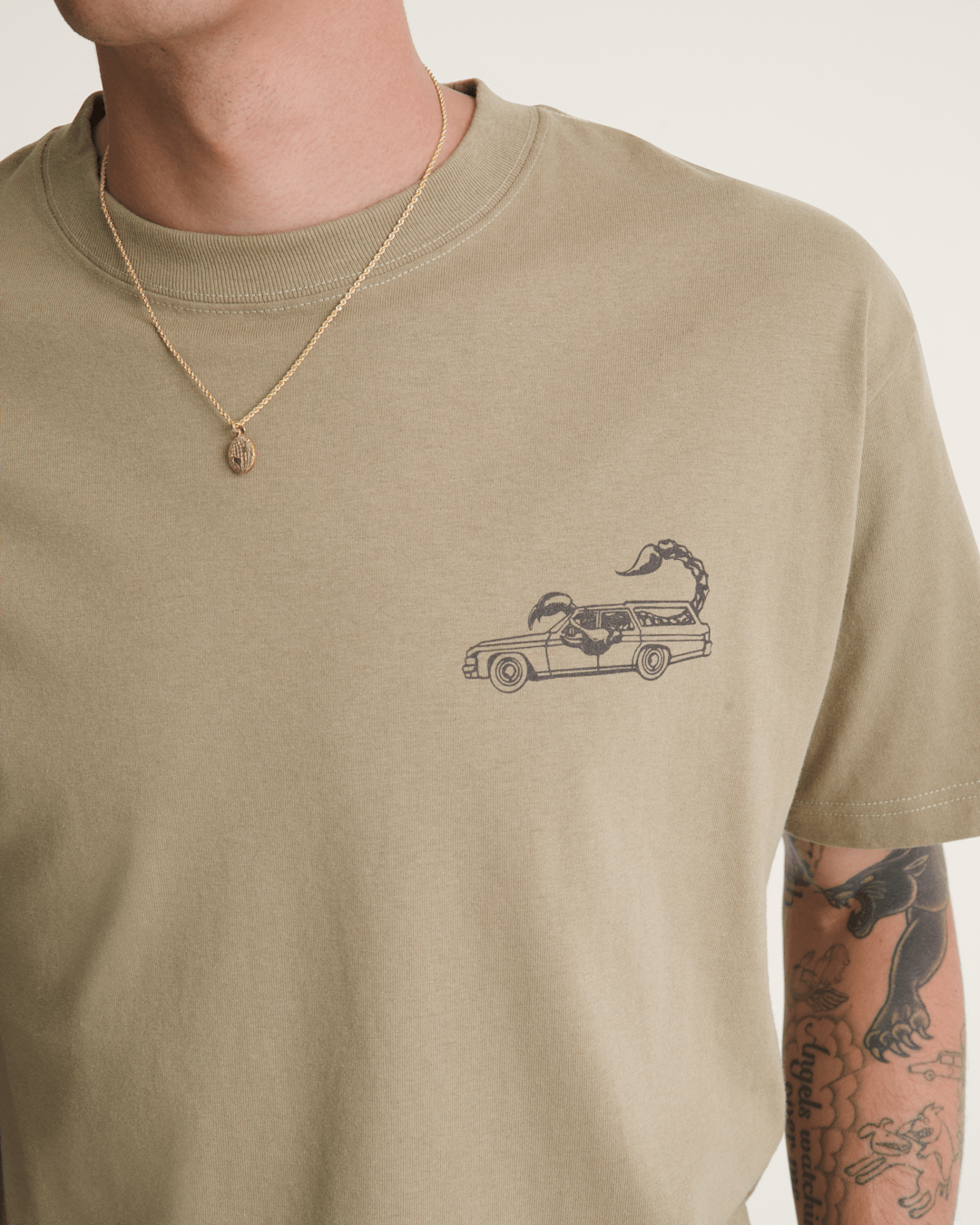 Men Vans Sting Wagon T-Shirt in Bay Leaf Green