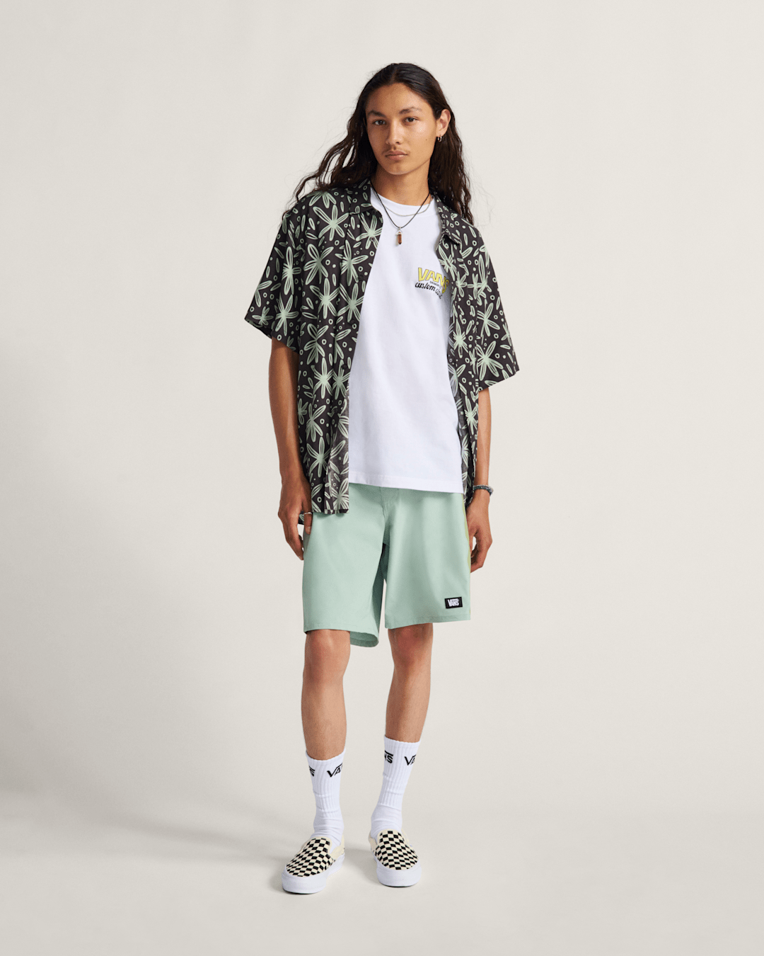 Men Vans Havenrock T-Shirt in Phantom Black / White