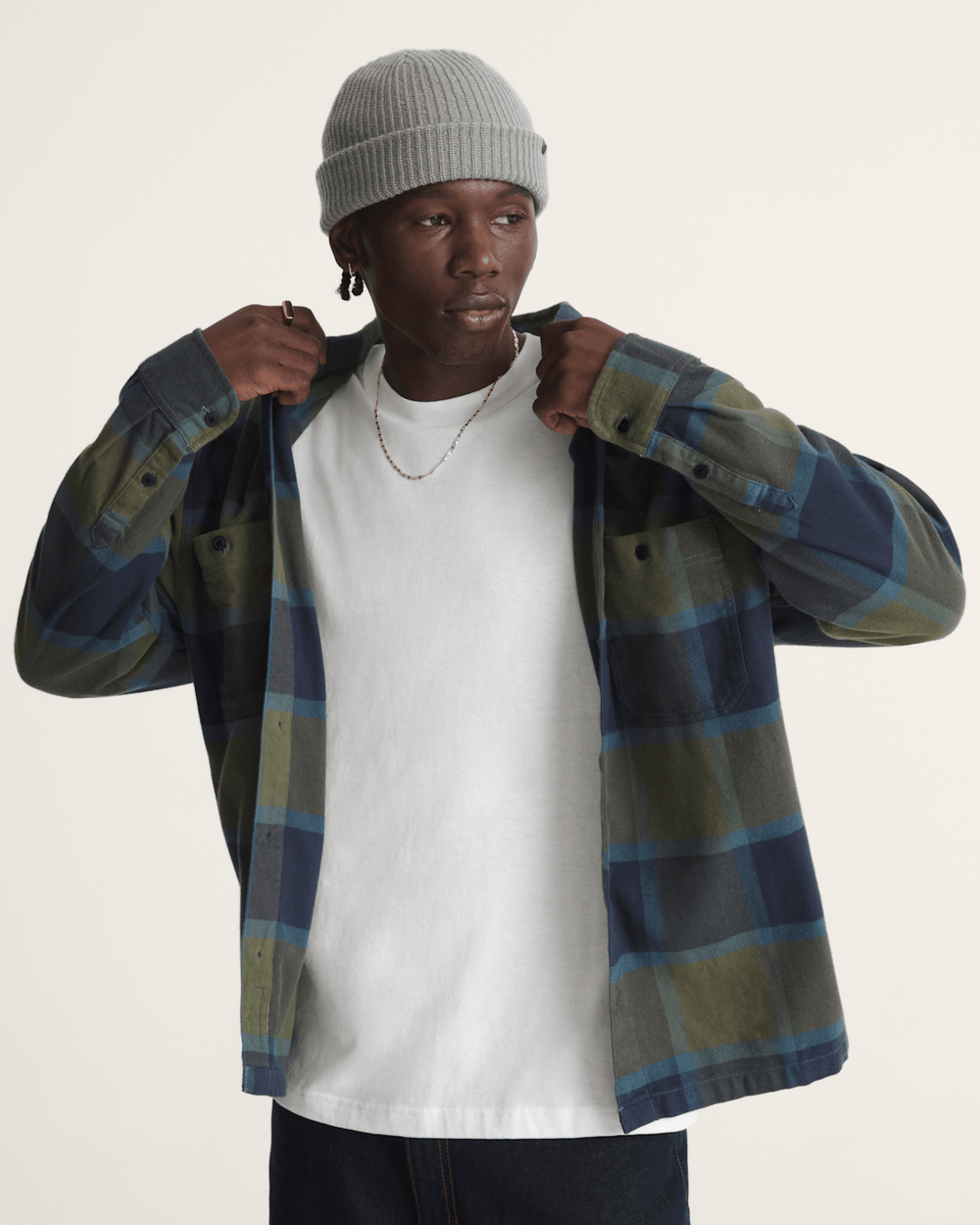 Men Vans Larkspur Plaid Flannel Shirt in Grape Leaf Green / Parisian Night Blue