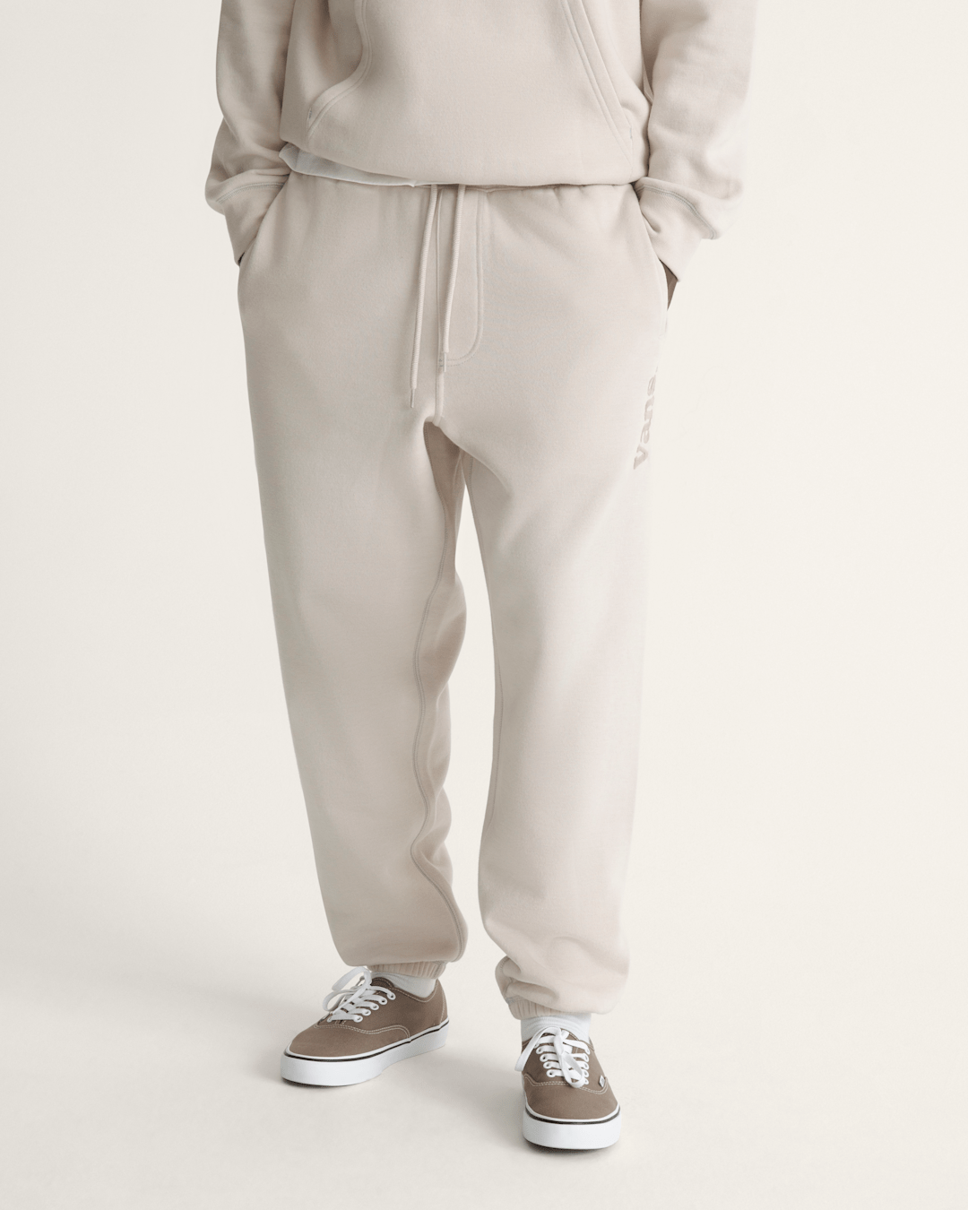 Men Vans Vans 66 Sweatpants in Taupe Mist Grey