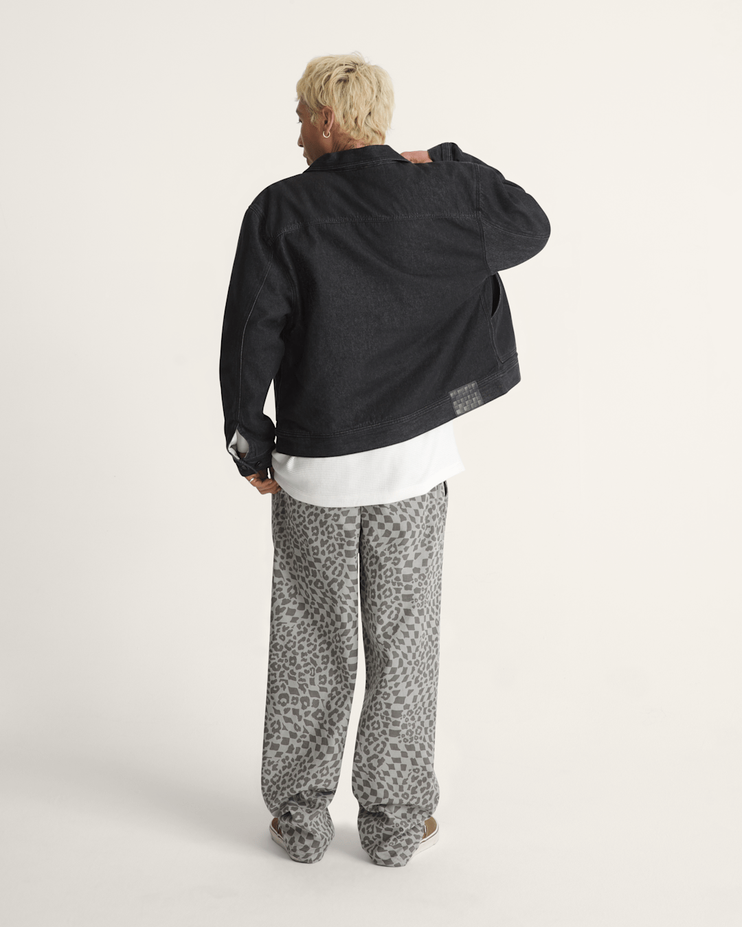 Men Vans Range Baggy Pants in Drizzle Grey