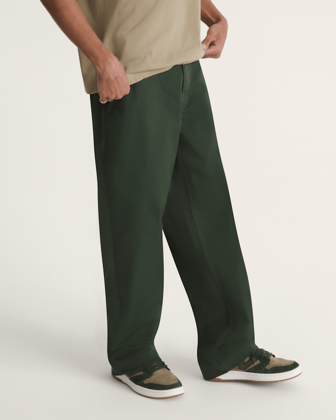 Men Vans Authentic Chino Loose Pants in Dried Kelp Green