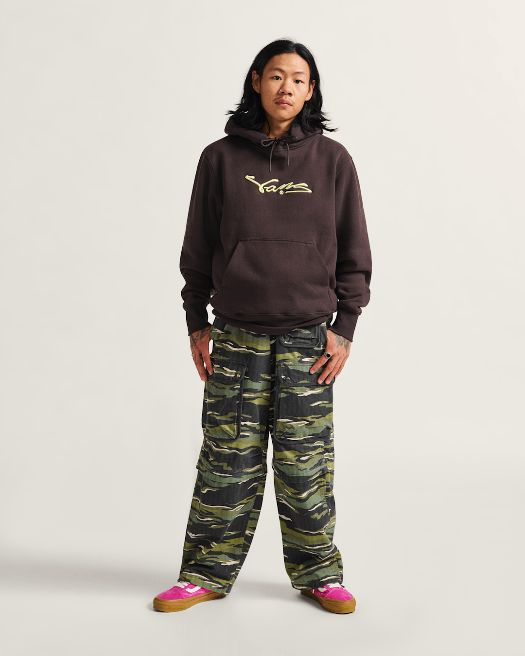 Men Vans Premium Terrain Cargo Pant in Tiger Camo Green