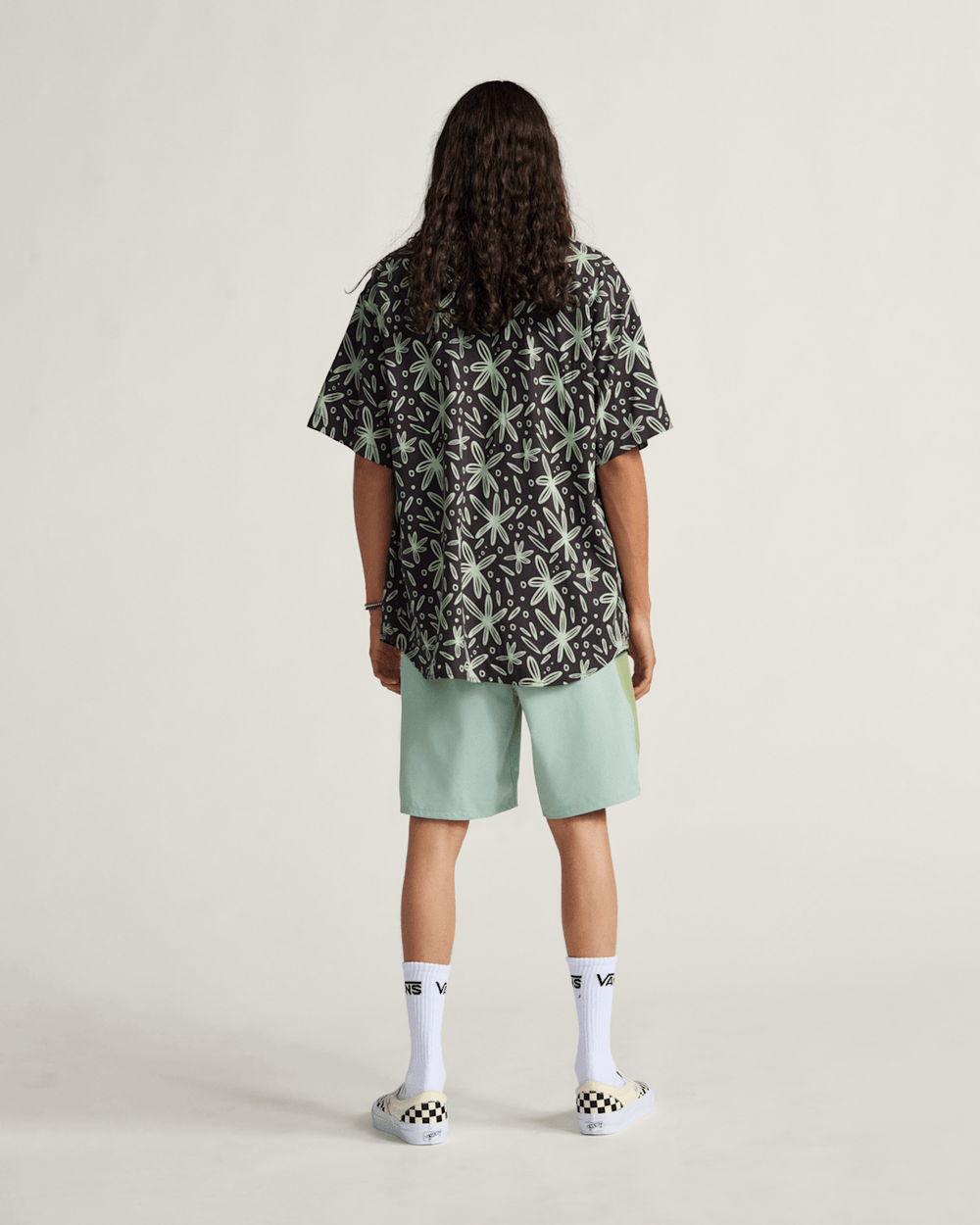 Men Vans Daily 18'' Boardshorts in Grey Olive Green