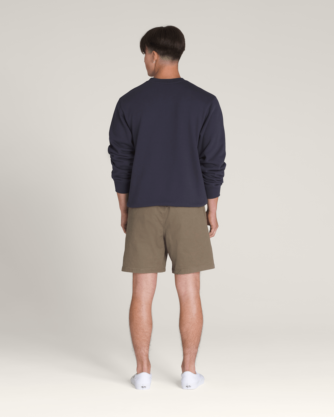 Men Vans Range Relaxed Elastic 18'' Shorts in Bungee Cord Brown