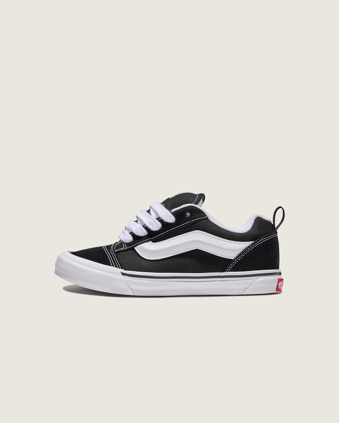Kids Vans Big Kids Knu Skool Shoe in Black / True White