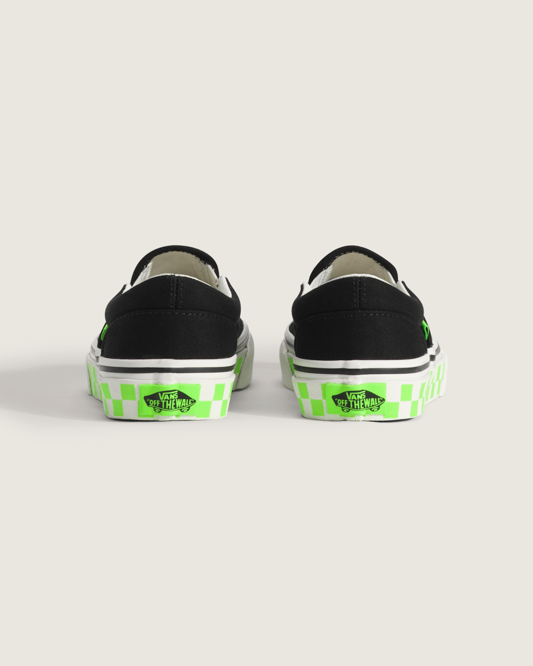 Kids Vans Little Kids Classic Slip-On Shoe in Glow-in-the-Dark Black / Green Gecko