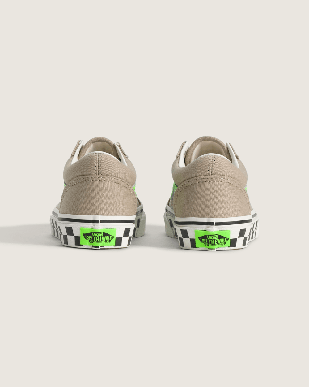 Kids Vans Little Kids Old Skool Shoe in Glow-in-the-Dark Black / Bay Leaf Green