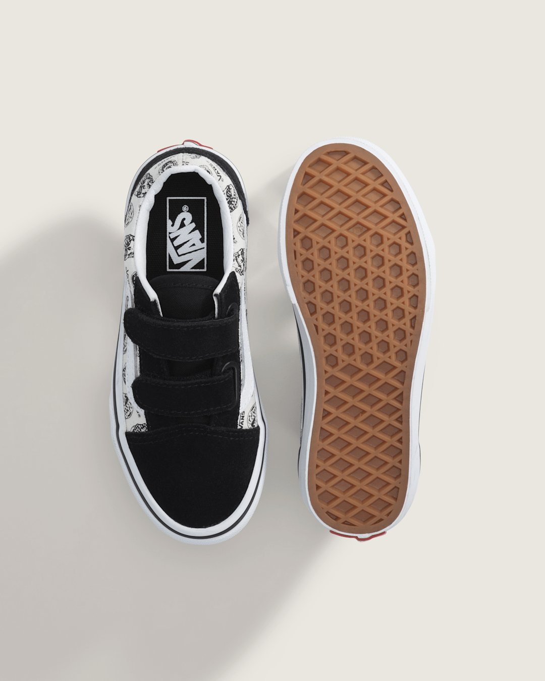 Kids Vans Little Kids Old Skool V Shoe in Black / White
