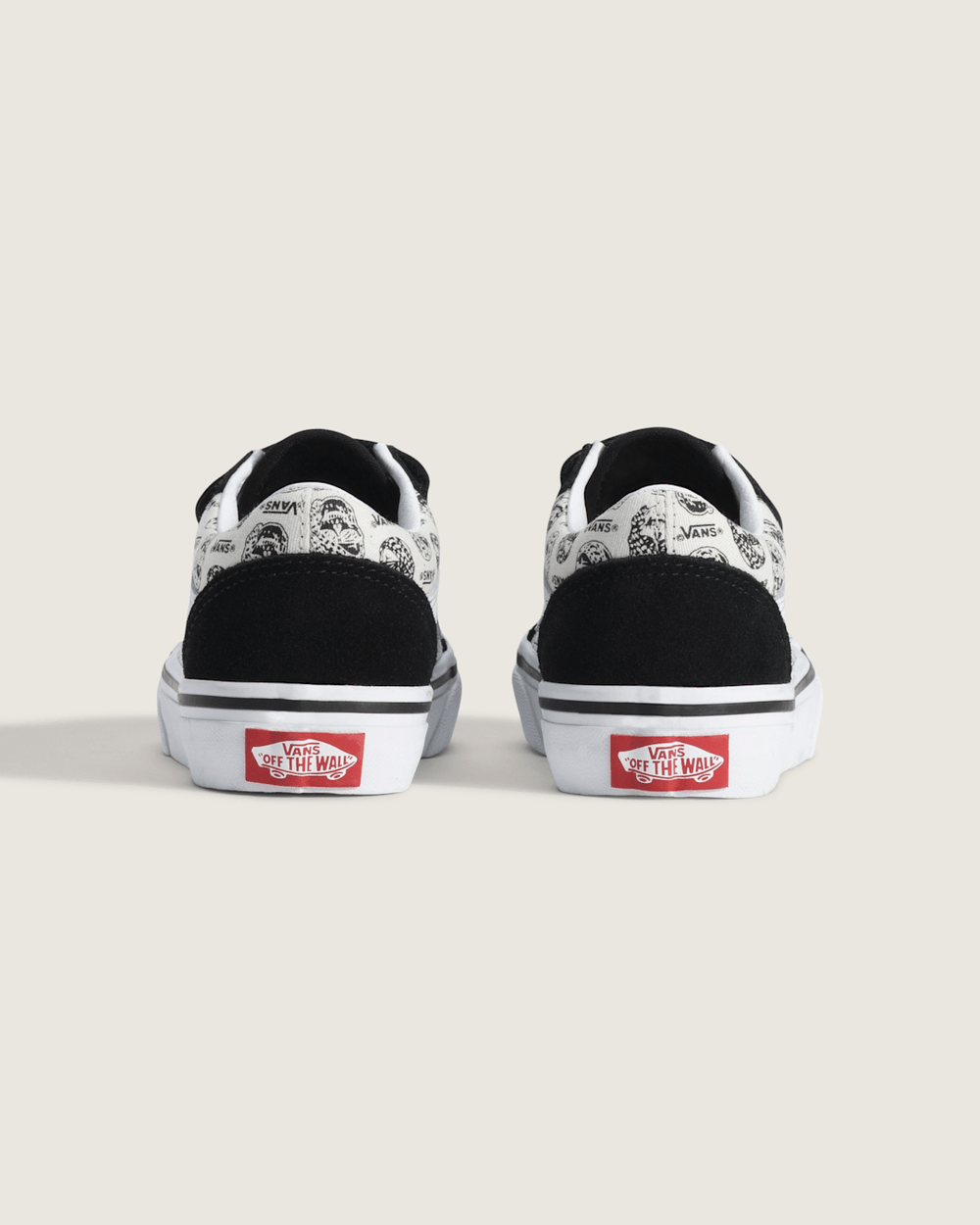 Kids Vans Little Kids Old Skool V Shoe in Black / White