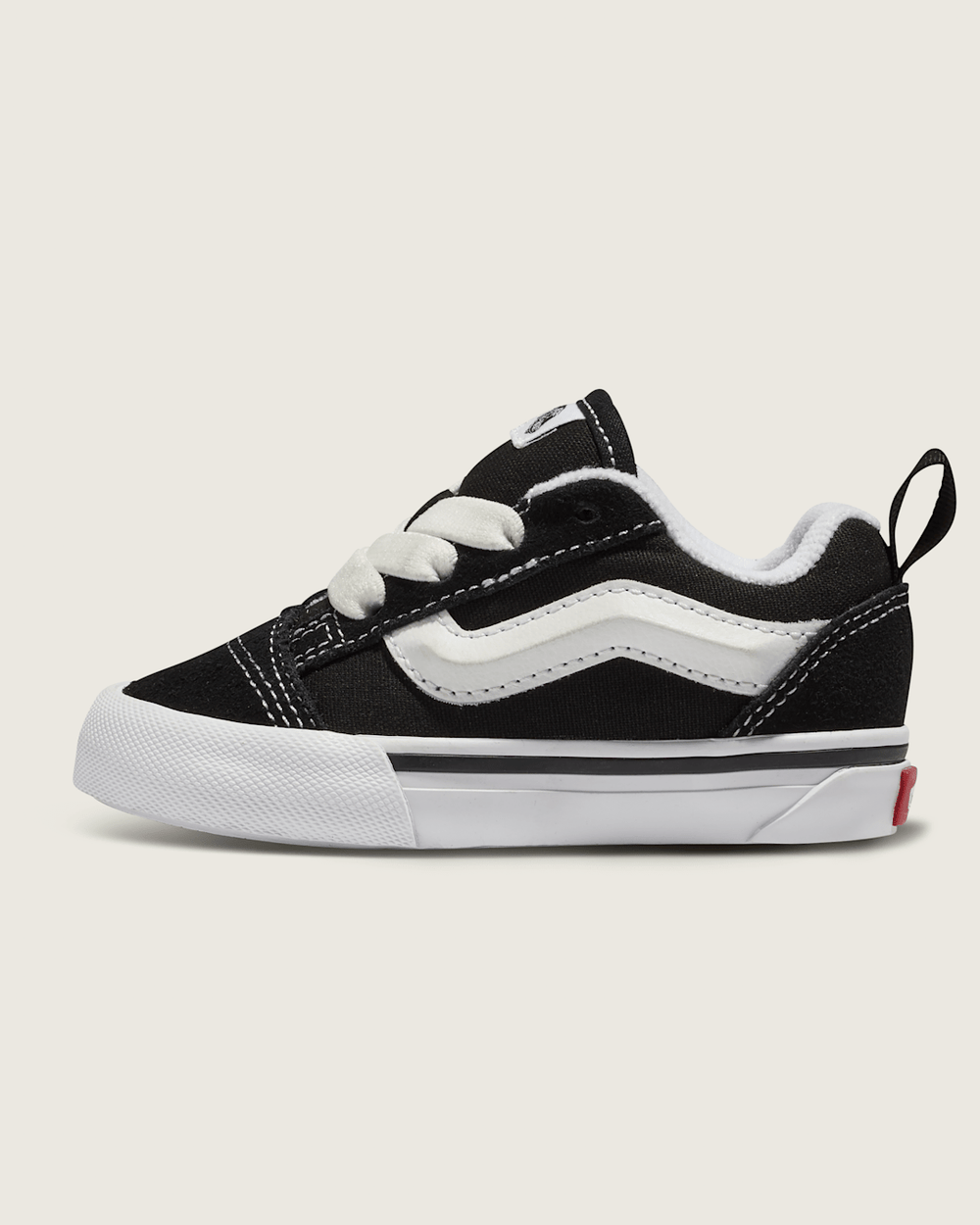 Kids Vans Toddler Knu Skool Shoe in Black / True White