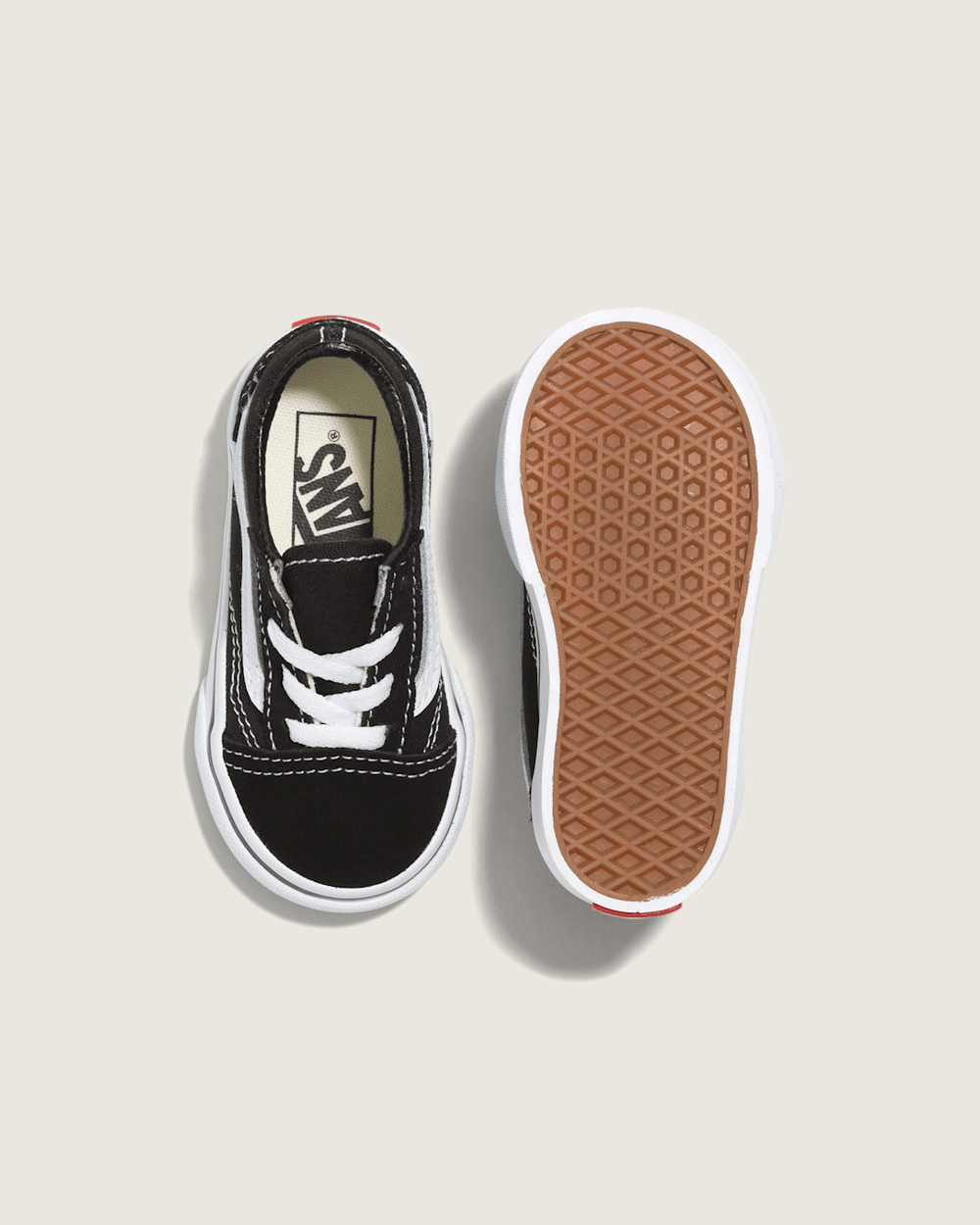 Kids Vans Toddler Old Skool Shoe in Black / True White