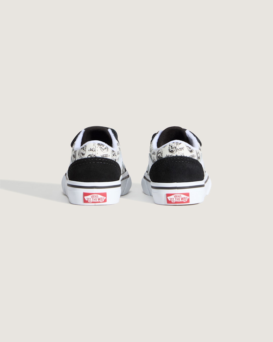 Kids Vans Toddler Old Skool V Shoe in Black / White