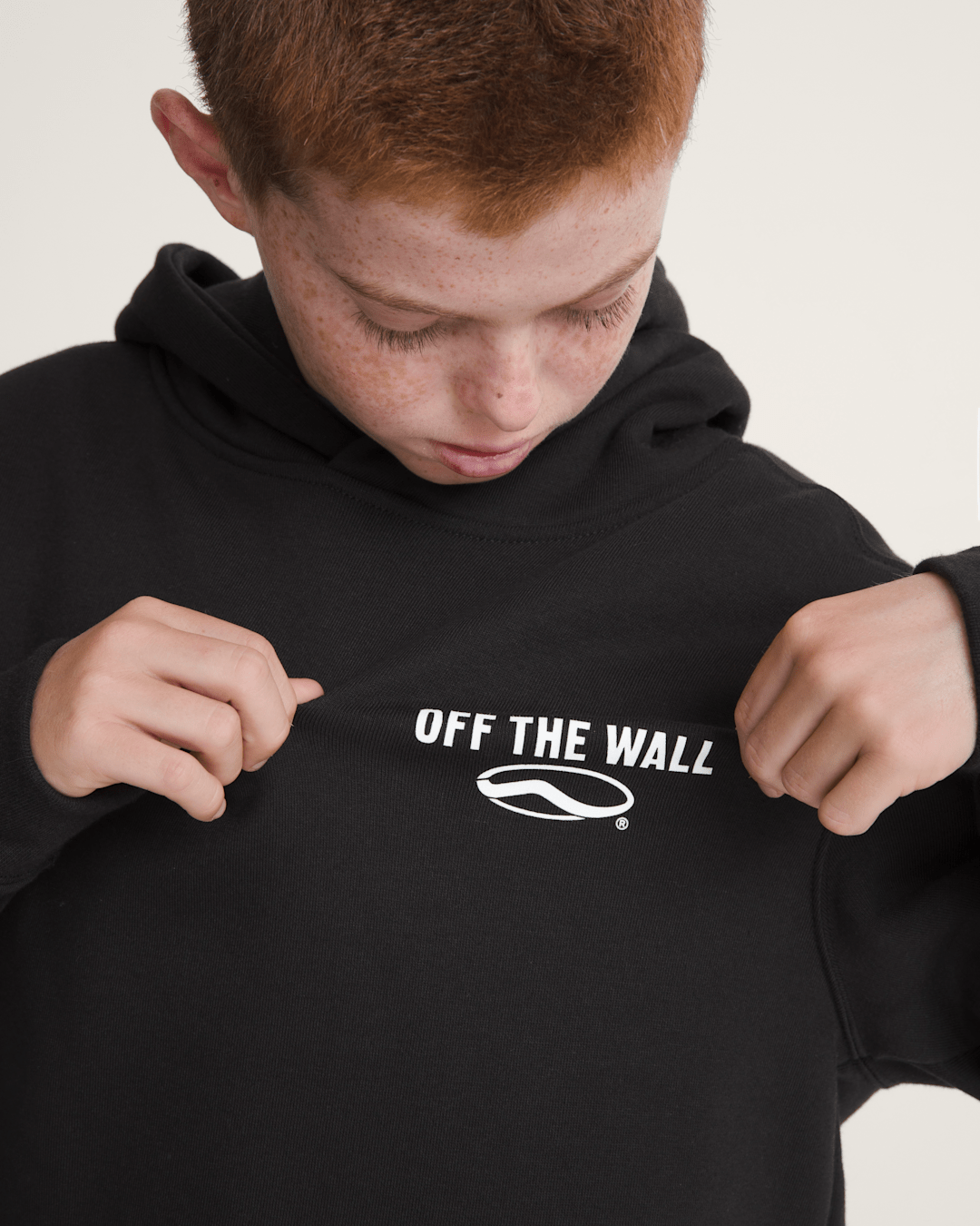 Kids Vans Kids Vans Repair Shop Pullover Hoodie in Black