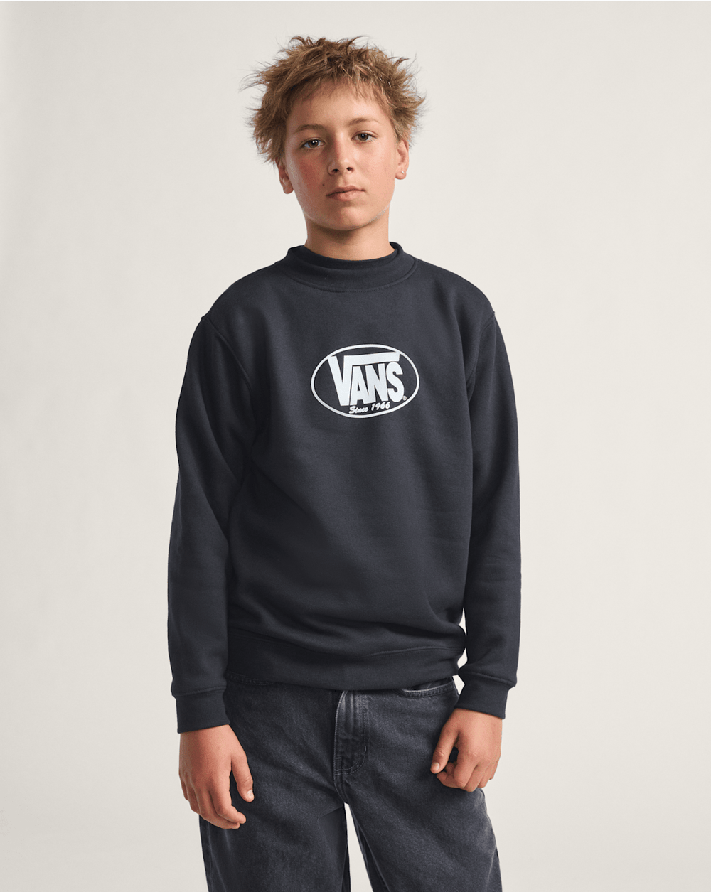 Kids Vans Kids Classic Oval Crew Sweatshirt in Black