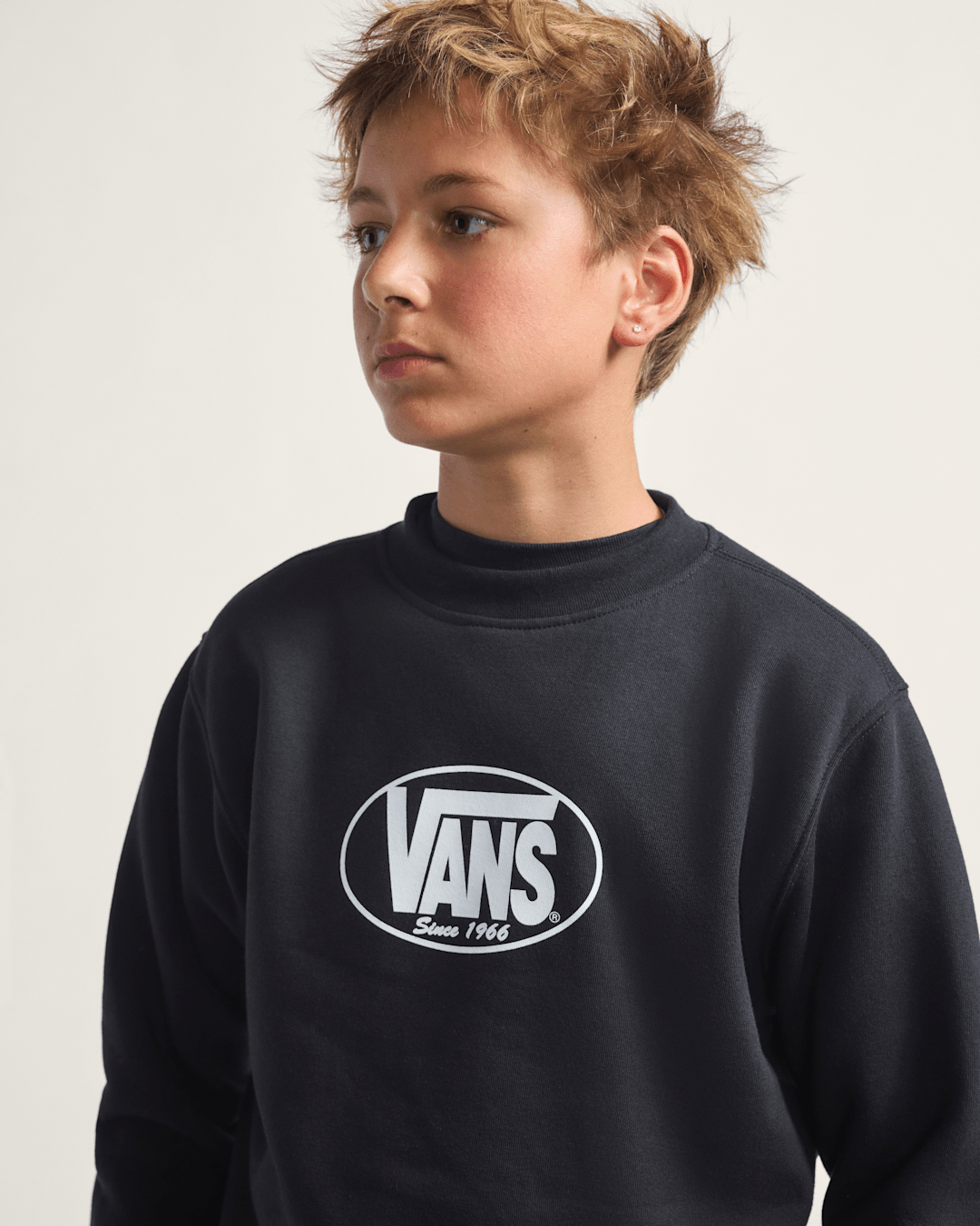 Kids Vans Kids Classic Oval Crew Sweatshirt in Black