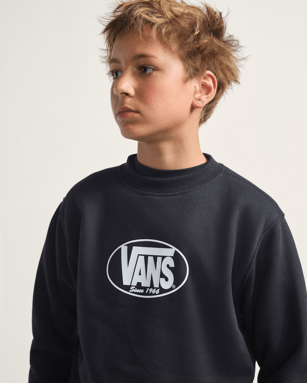 Kids Vans Kids Classic Oval Crew Sweatshirt in Black