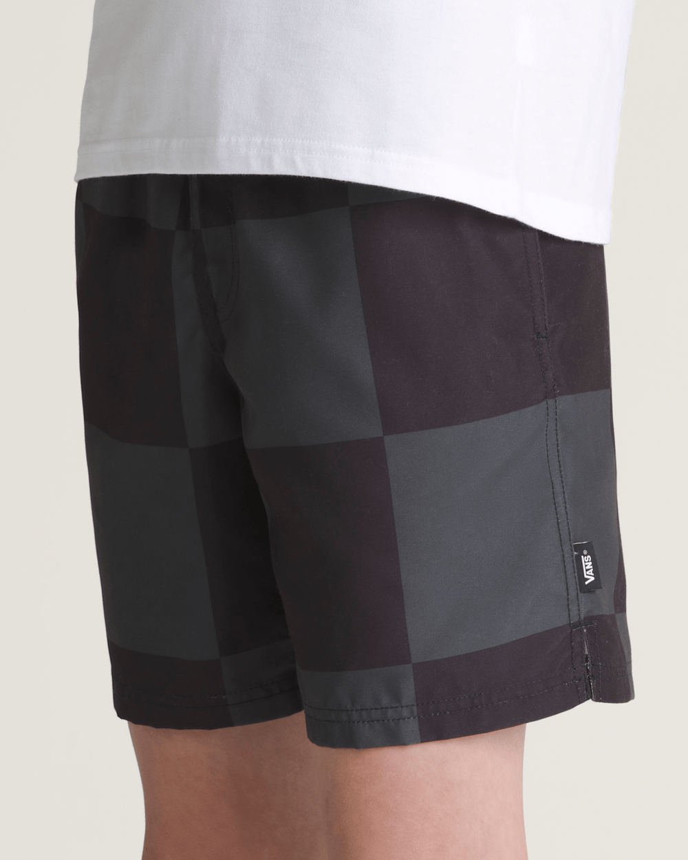 Kids Vans Kids Primary Checkerboard Shorts in Checkerboard Black / Grey