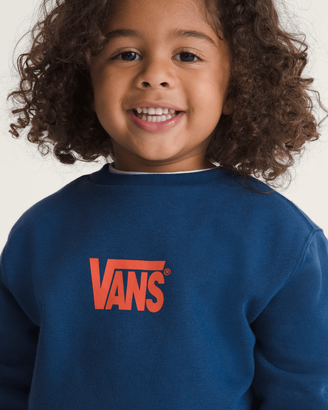 Kids Vans Little Kids Stretch Logo Crew Sweatshirt in Deep Indigo Blue / Flame Red