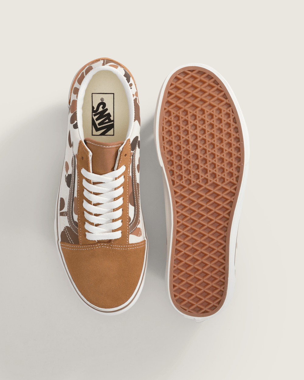 Sale Vans Old Skool Shoe in Camo Brown
