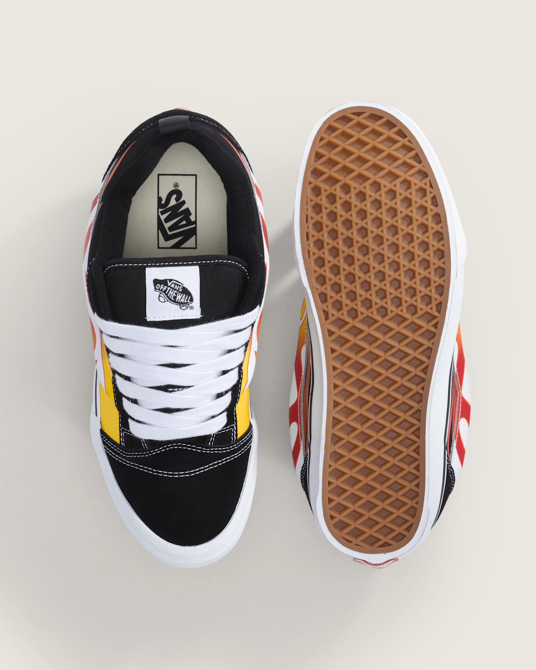 Sale Vans Knu Skool Shoe in Black / Red