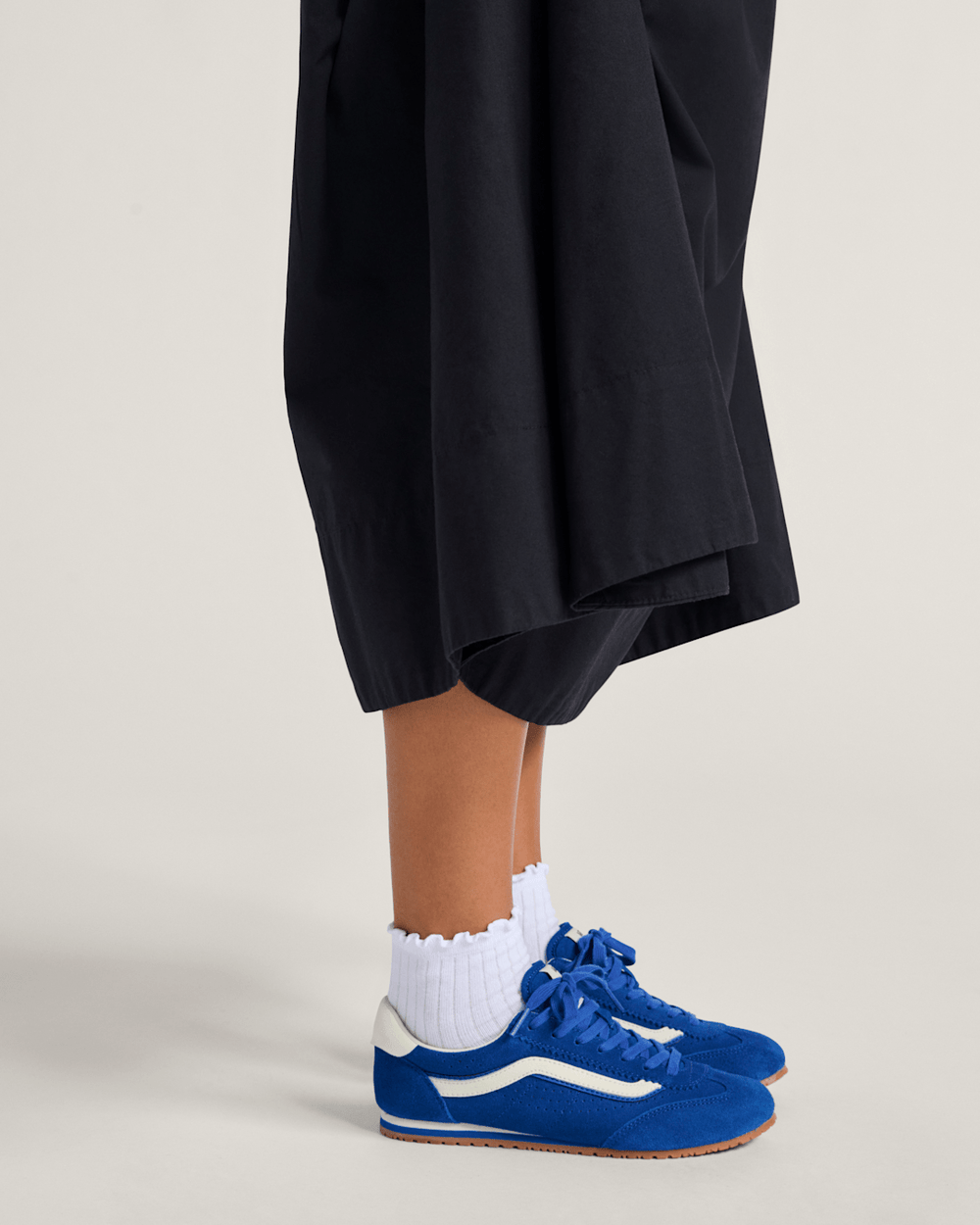 Sale Vans Super Lowpro Shoe in True Blue