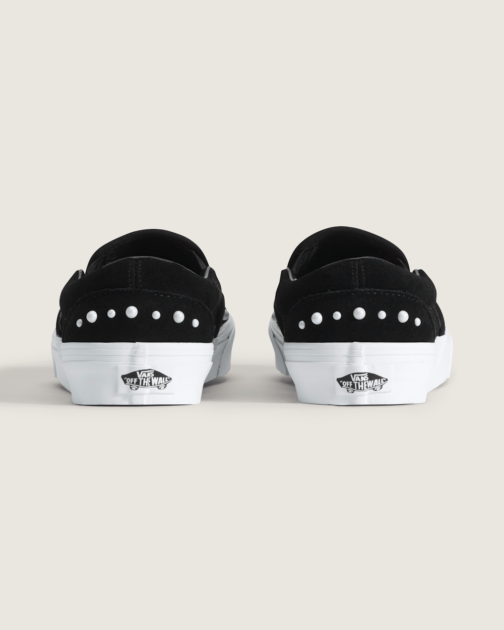 Sale Vans Classic Slip-On Shoe in Black