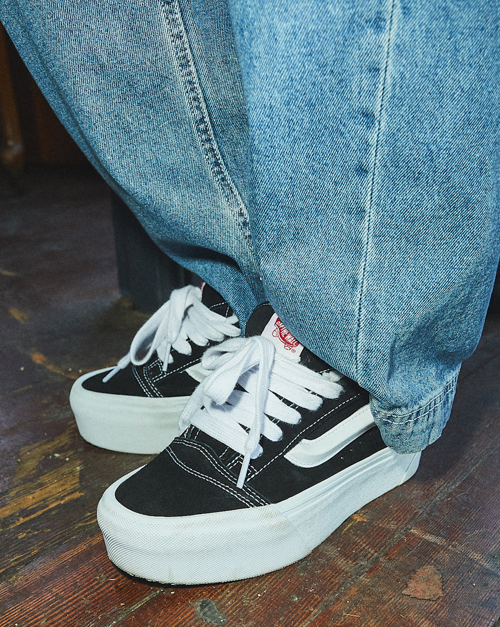 Sale Vans Knu Stack Shoe in Black / True White