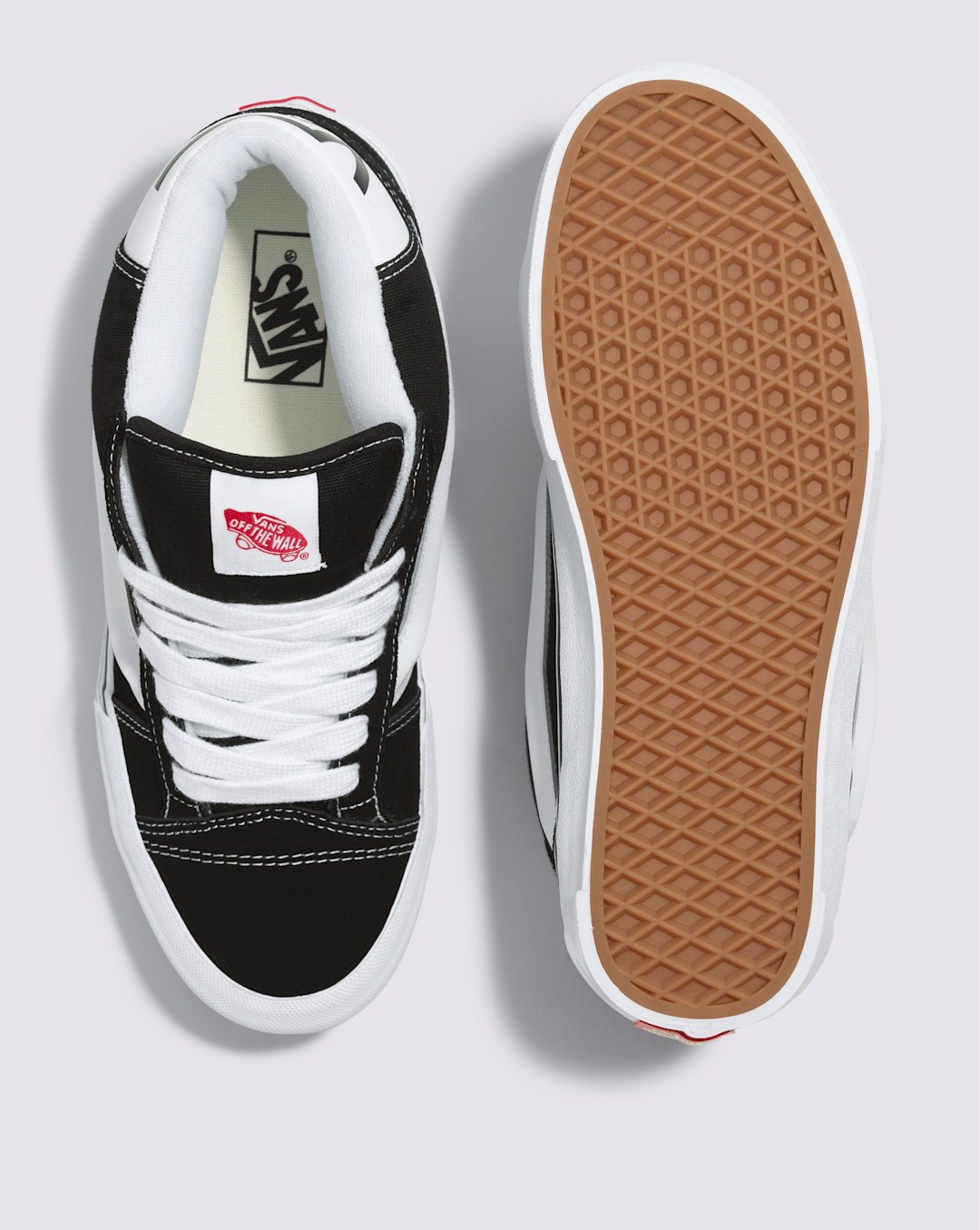 Sale Vans Knu Mid Shoe in Black / True White