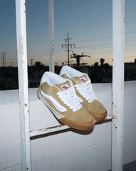 Sale Vans Knu Mid Shoe in Khaki Brown / Gum