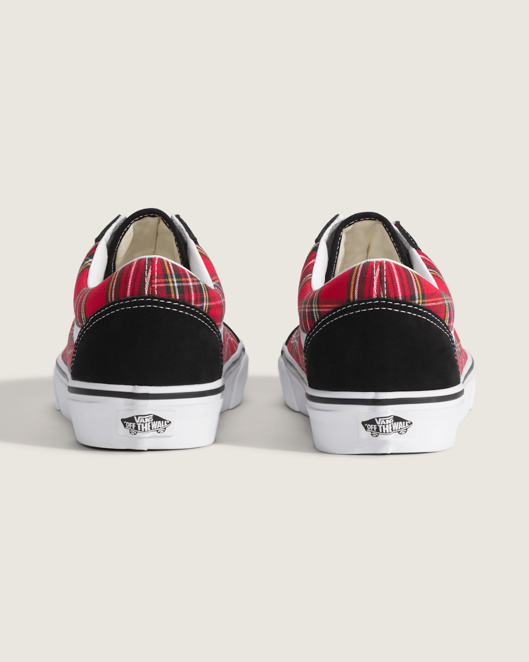 Sale Vans Old Skool Shoe in Red